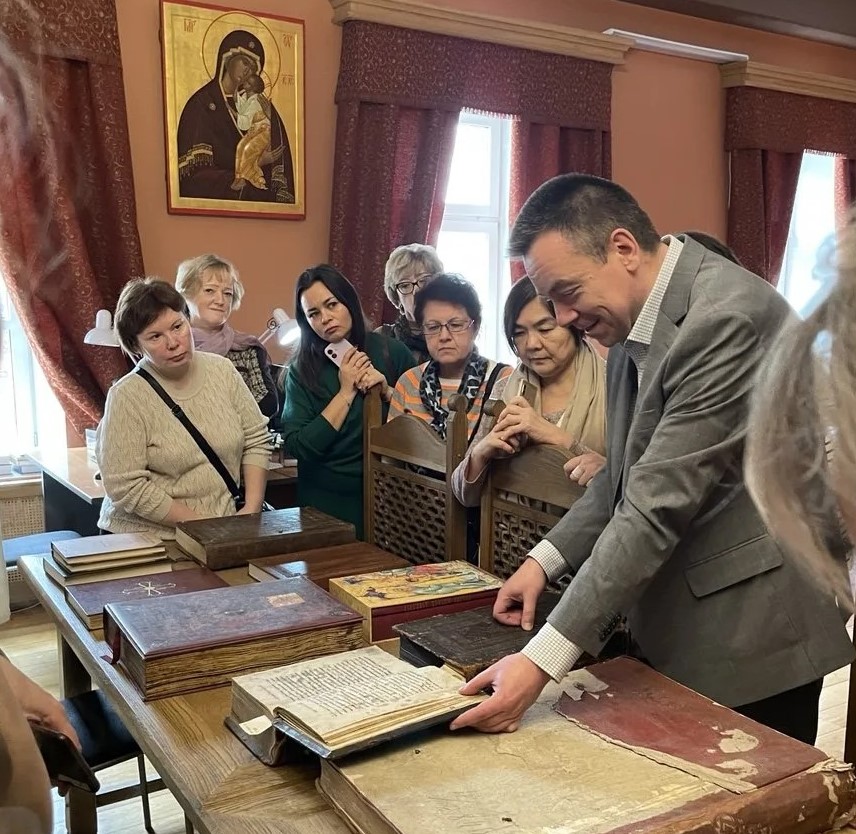 Профессиональное знакомство с большой историей